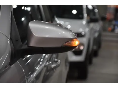 TOYOTA Yaris Hatch 1.5 16V 4P FLEX XL PLUS CONNECT MULTIDRIVE AUTOM�TICO CVT, Foto 17