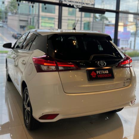 TOYOTA Yaris Hatch 1.5 16V 4P FLEX XLS CONNECT MULTIDRIVE AUTOM�TICO CVT, Foto 14