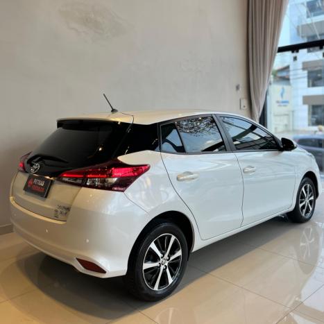 TOYOTA Yaris Hatch 1.5 16V 4P FLEX XLS CONNECT MULTIDRIVE AUTOM�TICO CVT, Foto 16