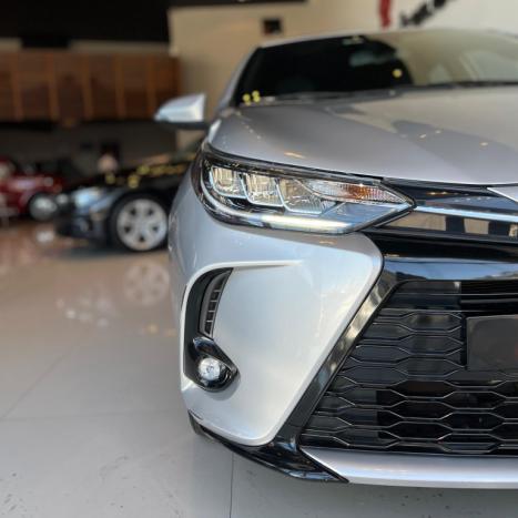 TOYOTA Yaris Hatch 1.5 16V 4P FLEX XLS CONNECT MULTIDRIVE AUTOM�TICO CVT, Foto 5