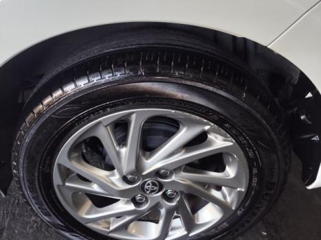 TOYOTA Yaris Hatch 1.5 16V 4P FLEX XS MULTIDRIVE AUTOM�TICO CVT, Foto 3