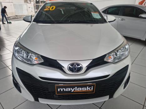 TOYOTA Yaris Hatch 1.3 16V 4P FLEX XL PLUS TECH MULTIDRIVE AUTOM�TICO CVT, Foto 2