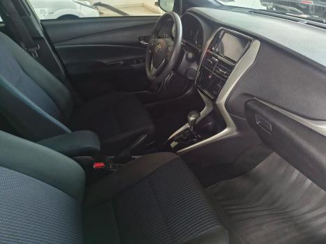 TOYOTA Yaris Hatch 1.3 16V 4P FLEX XL PLUS TECH MULTIDRIVE AUTOM�TICO CVT, Foto 10
