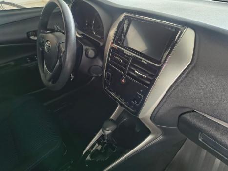 TOYOTA Yaris Hatch 1.3 16V 4P FLEX XL PLUS TECH MULTIDRIVE AUTOM�TICO CVT, Foto 12