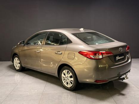 TOYOTA Yaris Hatch 1.5 16V 4P FLEX XL MULTIDRIVE AUTOM�TICO CVT, Foto 2