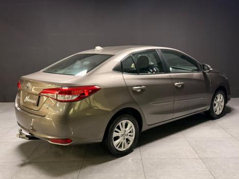 TOYOTA Yaris Hatch 1.5 16V 4P FLEX XL MULTIDRIVE AUTOM�TICO CVT, Foto 3