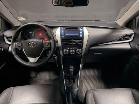 TOYOTA Yaris Hatch 1.5 16V 4P FLEX XL MULTIDRIVE AUTOM�TICO CVT, Foto 8