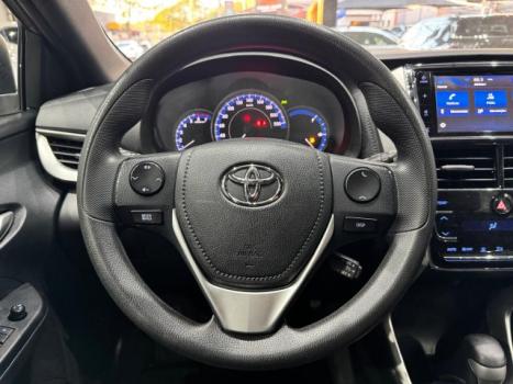 TOYOTA Yaris Hatch 1.5 16V 4P FLEX XL PLUS CONNECT MULTIDRIVE AUTOM�TICO CVT, Foto 7