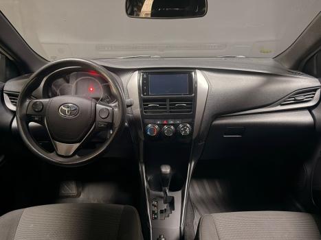 TOYOTA Yaris Hatch 1.5 16V 4P FLEX XL MULTIDRIVE AUTOM�TICO CVT, Foto 8
