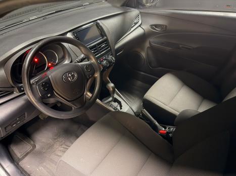 TOYOTA Yaris Hatch 1.5 16V 4P FLEX XL MULTIDRIVE AUTOM�TICO CVT, Foto 10