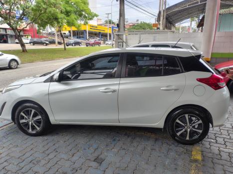 TOYOTA Yaris Hatch , Foto 4