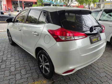 TOYOTA Yaris Hatch , Foto 15