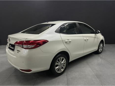 TOYOTA Yaris Sedan 1.5 16V 4P FLEX XL PLUS TECH MULTIDRIVE AUTOMTICO CVT, Foto 4