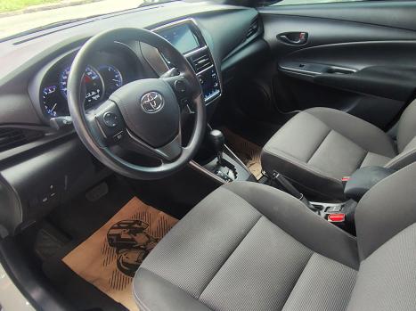 TOYOTA Yaris Sedan 1.3 16V 4P FLEX XL, Foto 3