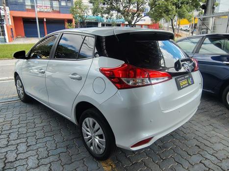 TOYOTA Yaris Sedan 1.3 16V 4P FLEX XL, Foto 4