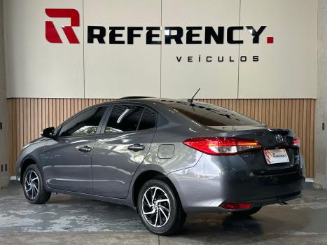 TOYOTA Yaris Sedan 1.5 16V 4P FLEX PLUS MULTIDRIVE AUTOM�TICO CVT, Foto 2