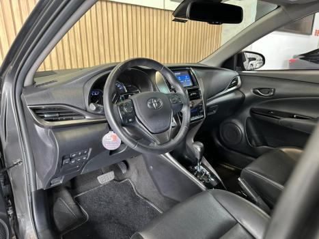 TOYOTA Yaris Sedan 1.5 16V 4P FLEX PLUS MULTIDRIVE AUTOM�TICO CVT, Foto 17
