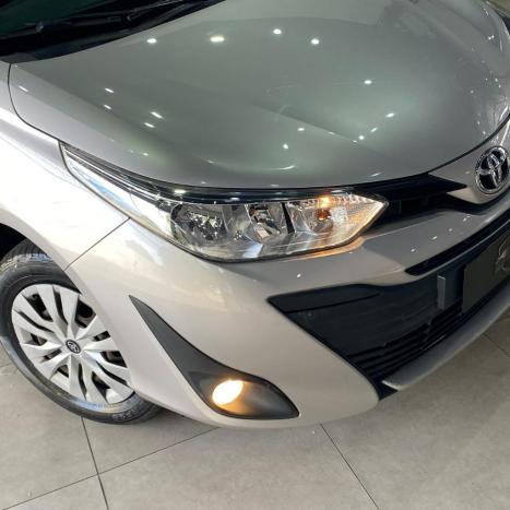 TOYOTA Yaris Sedan 1.5 16V 4P FLEX XL LIVE MULTIDRIVE AUTOM�TICO CVT, Foto 6