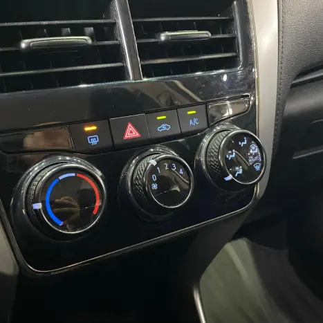 TOYOTA Yaris Sedan 1.5 16V 4P FLEX XL LIVE MULTIDRIVE AUTOM�TICO CVT, Foto 14