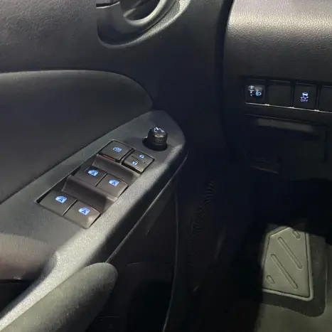 TOYOTA Yaris Sedan 1.5 16V 4P FLEX XL LIVE MULTIDRIVE AUTOM�TICO CVT, Foto 16