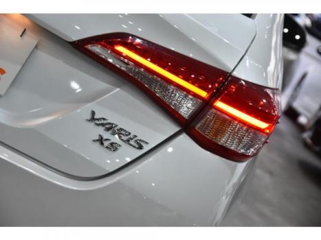 TOYOTA Yaris Sedan 1.5 16V 4P FLEX XS MULTIDRIVE AUTOM�TICO CVT, Foto 2