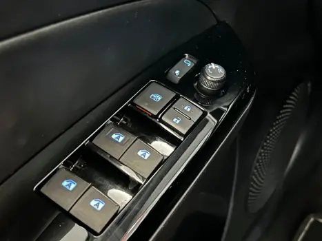 TOYOTA Yaris Sedan 1.5 16V 4P FLEX XLS CONNECT MULTIDRIVE AUTOM�TICO CVT, Foto 8