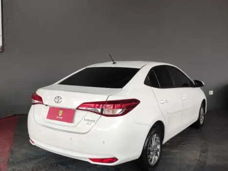 TOYOTA Yaris Sedan 1.5 16V 4P FLEX XS MULTIDRIVE AUTOMÁTICO CVT, Foto 5