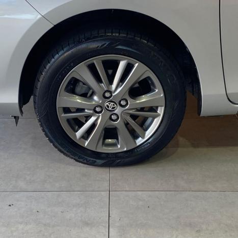TOYOTA Yaris Sedan 1.5 16V 4P FLEX XL LIVE MULTIDRIVE AUTOMÁTICO CVT, Foto 18