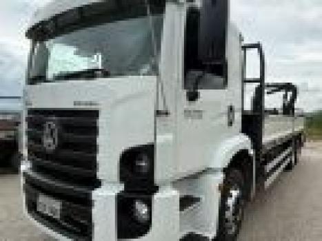 VOLKSWAGEN 24-250 CONSTELATTION 6x2 TETO BAIXO, Foto 1