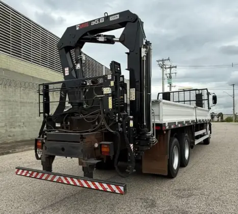 VOLKSWAGEN 24-250 CONSTELATTION 6x2 TETO BAIXO, Foto 5