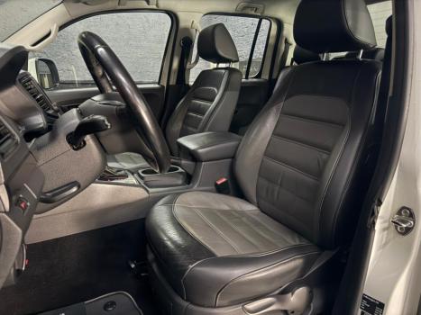VOLKSWAGEN Amarok 2.0 16V 4X4 CABINE DUPLA COMFORTLINE TURBO INTERCOOLER AUTOMTICO, Foto 12
