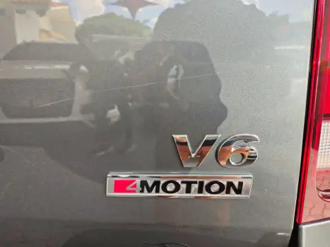 VOLKSWAGEN Amarok 3.0 V6 CABINE DUPLA HIGHLINE EXTREME 4X4 TURBO INTERCOOLER AUTOM�TICO, Foto 10