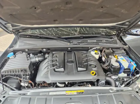 VOLKSWAGEN Amarok 3.0 V6 CABINE DUPLA HIGHLINE EXTREME 4X4 TURBO INTERCOOLER AUTOM�TICO, Foto 17