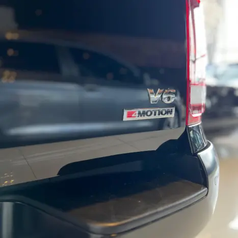 VOLKSWAGEN Amarok 3.0 V6 CABINE DUPLA HIGHLINE EXTREME 4X4 TURBO INTERCOOLER AUTOM�TICO, Foto 18