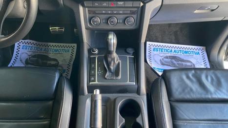 VOLKSWAGEN Amarok 3.0 V6 CABINE DUPLA HIGHLINE EXTREME 4X4 TURBO INTERCOOLER AUTOM�TICO, Foto 11