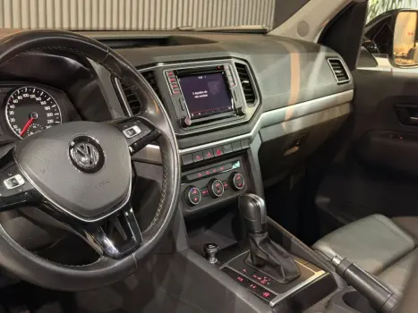 VOLKSWAGEN Amarok 3.0 V6 CABINE DUPLA HIGHLINE 4X4 TURBO INTERCOOLER AUTOM�TICO, Foto 22