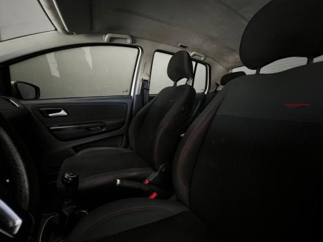 VOLKSWAGEN Crossfox 1.6 4P FLEX, Foto 9