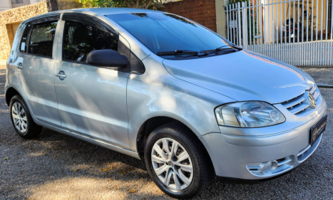 VOLKSWAGEN Fox 1.0 12V 4P TRENDLINE FLEX, Foto 2 VOLKSWAGEN Fox 1.0 12V 4P TRENDLINE FLEX, Foto 2