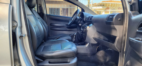 VOLKSWAGEN Fox 1.0 12V 4P TRENDLINE FLEX, Foto 4 VOLKSWAGEN Fox 1.0 12V 4P TRENDLINE FLEX, Foto 4