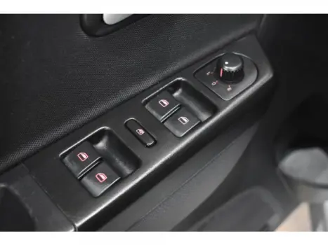 VOLKSWAGEN Fox 1.0 4P TREND FLEX, Foto 6