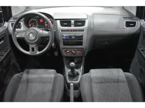 VOLKSWAGEN Fox 1.0 4P FLEX, Foto 4