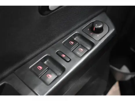 VOLKSWAGEN Fox 1.0 4P FLEX, Foto 7