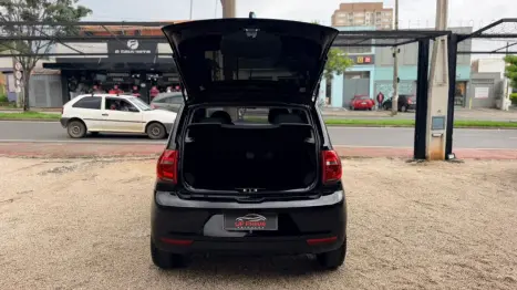 VOLKSWAGEN Fox 1.0 4P FLEX, Foto 13