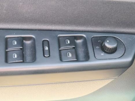 VOLKSWAGEN Fox 1.0 4P FLEX, Foto 5