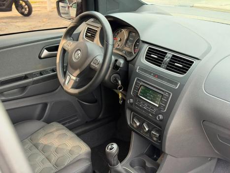 VOLKSWAGEN Fox 1.0 4P SELE��O FLEX, Foto 6
