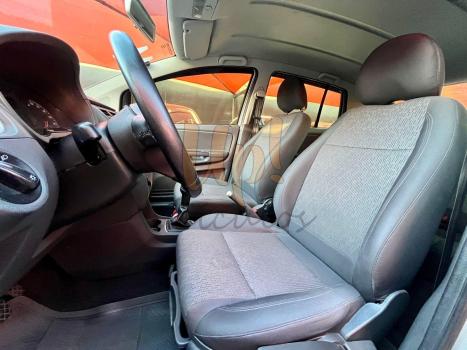 VOLKSWAGEN Fox 1.0, Foto 14