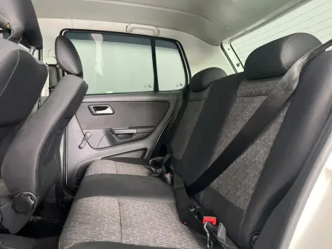 VOLKSWAGEN Fox 1.0 FLEX, Foto 9