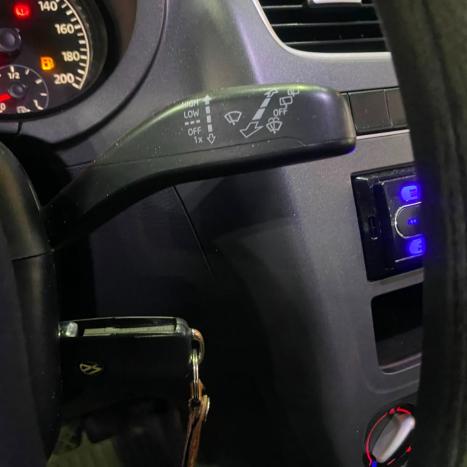 VOLKSWAGEN Fox 1.0 TREND FLEX, Foto 14