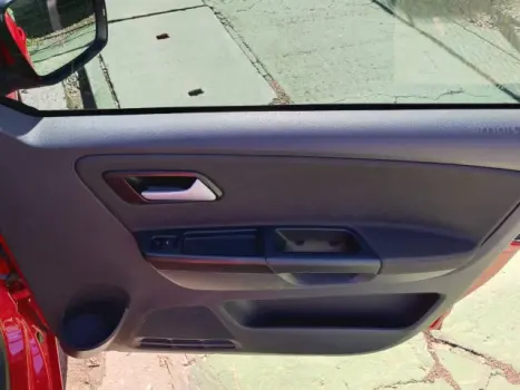 VOLKSWAGEN Fox 1.6 4P, Foto 3