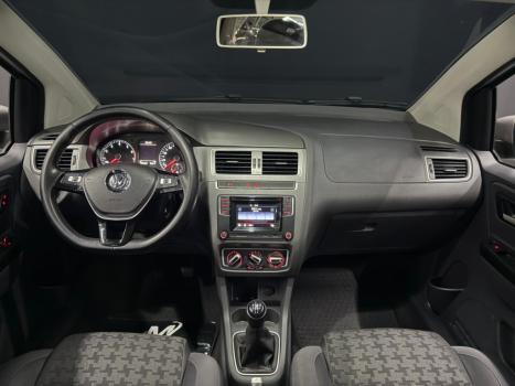 VOLKSWAGEN Fox 1.6 4P, Foto 9